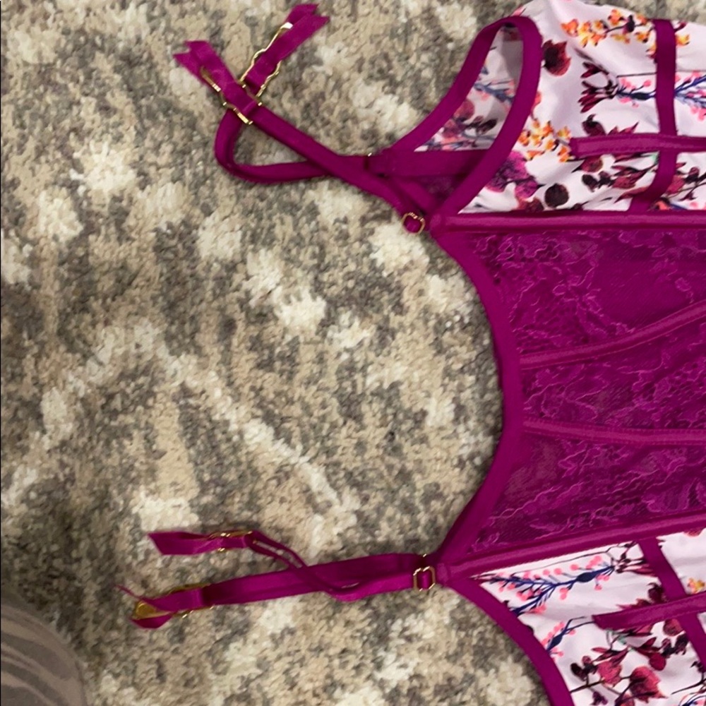 Brand New sexy lingerie from Victoria’s Secret - Picture 4 of 5
